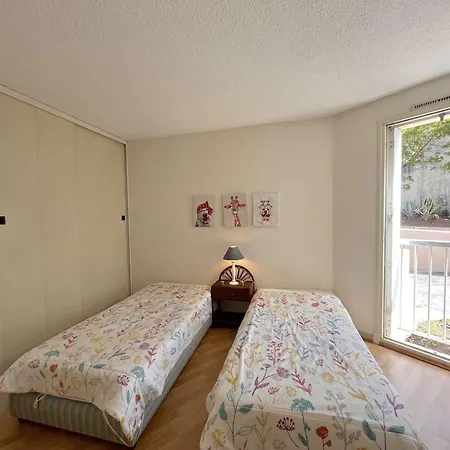 T3 Avec Terrasse Et Garage Proche - Saint-raphael - Fr-1-226a-146 Appartement *